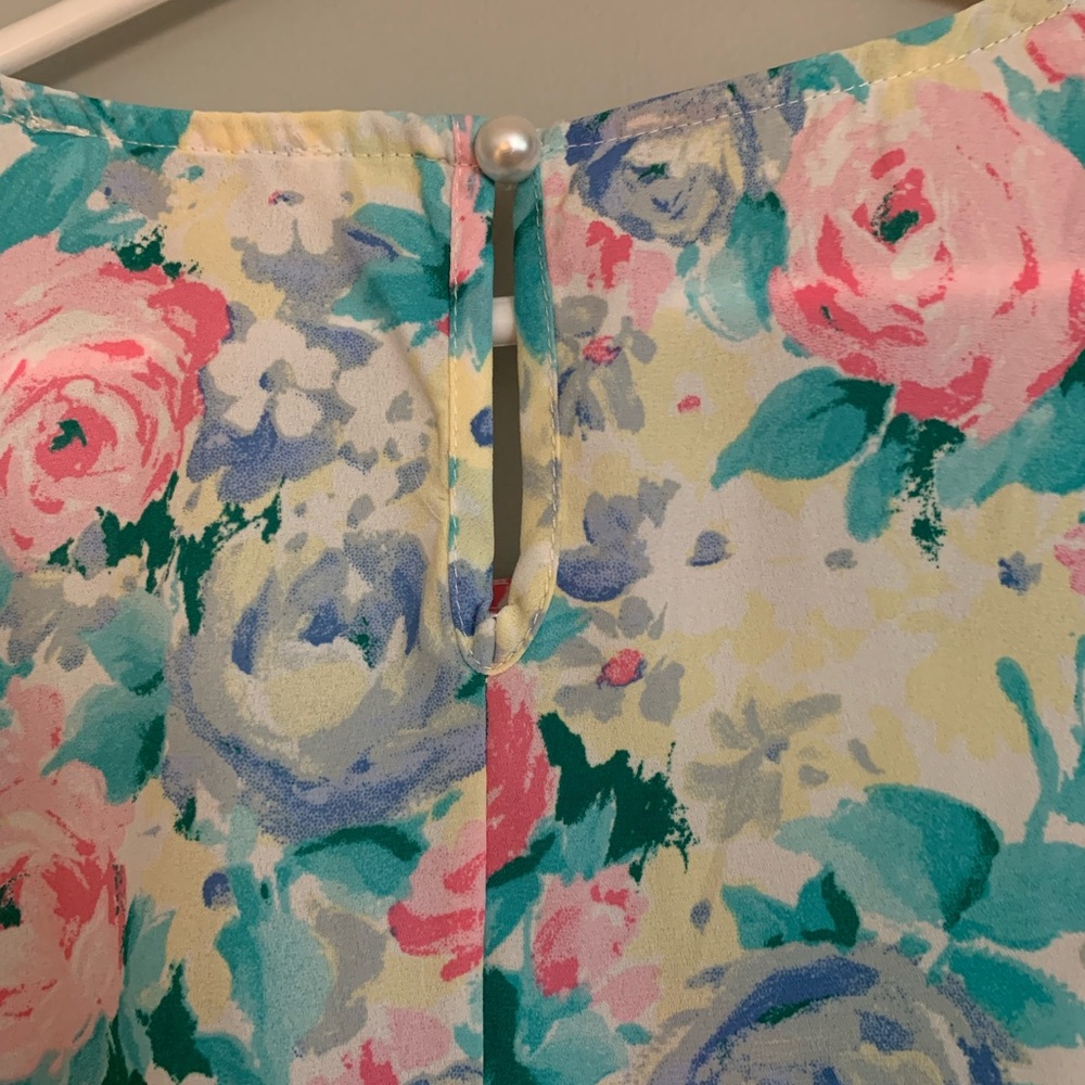 ANDREE BY UNIT Pastel Floral Top